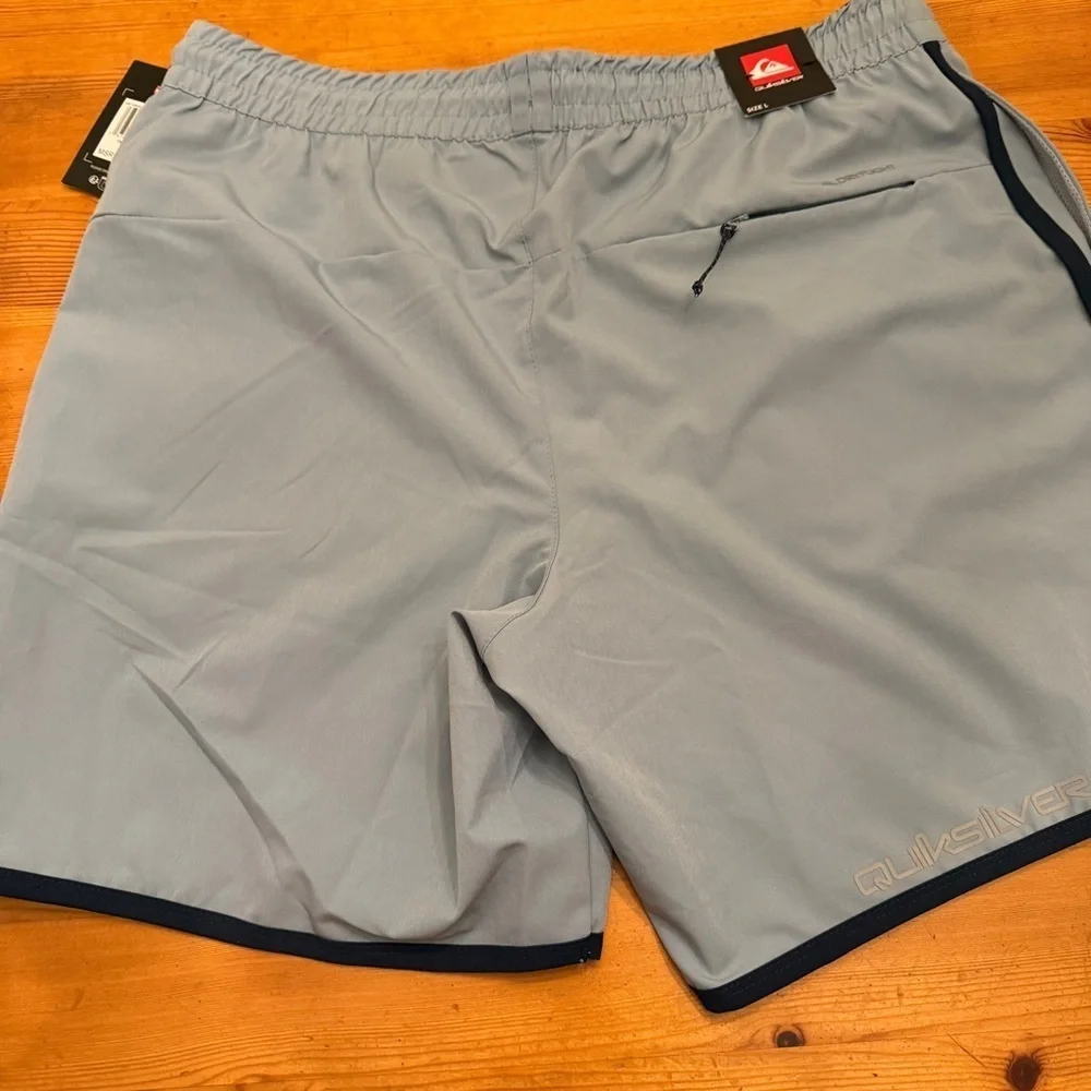 Quiksilver Omni Shorts Men's L Dusty Blue Stretch Waist Dry Flight Athletic